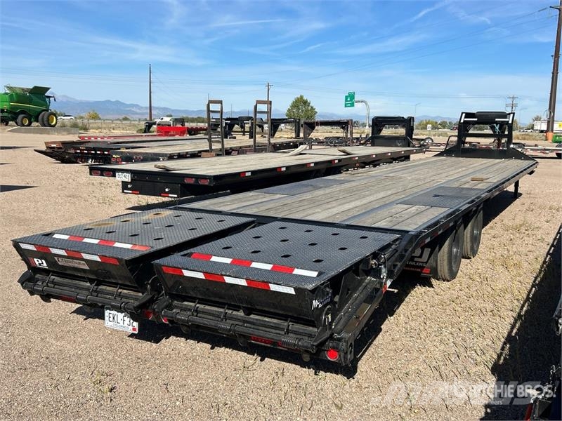 PJ Trailers Trailers LD401 40 ft T/A Gooseneck Equipm Autotransporter prikolice