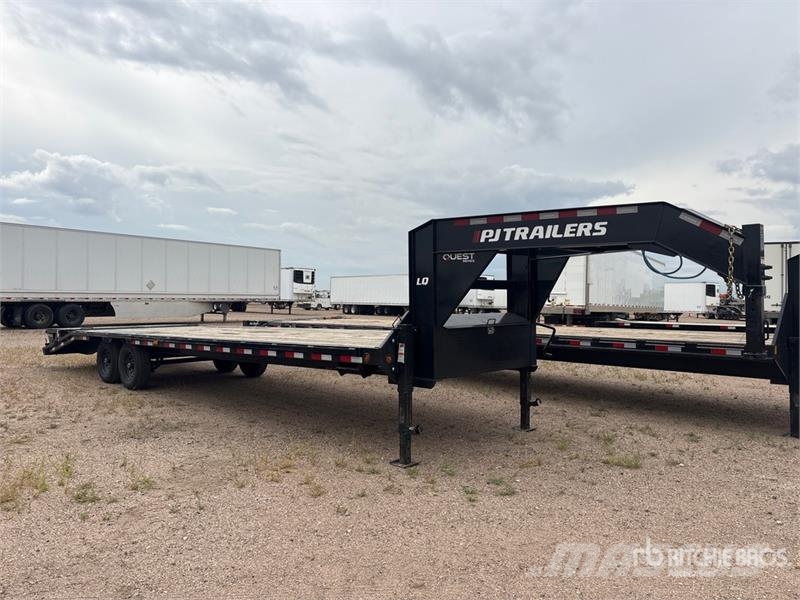 PJ Trailers Trailers LQ302 39 ft T/A Gooseneck Equipm Prikolice za autotransportere