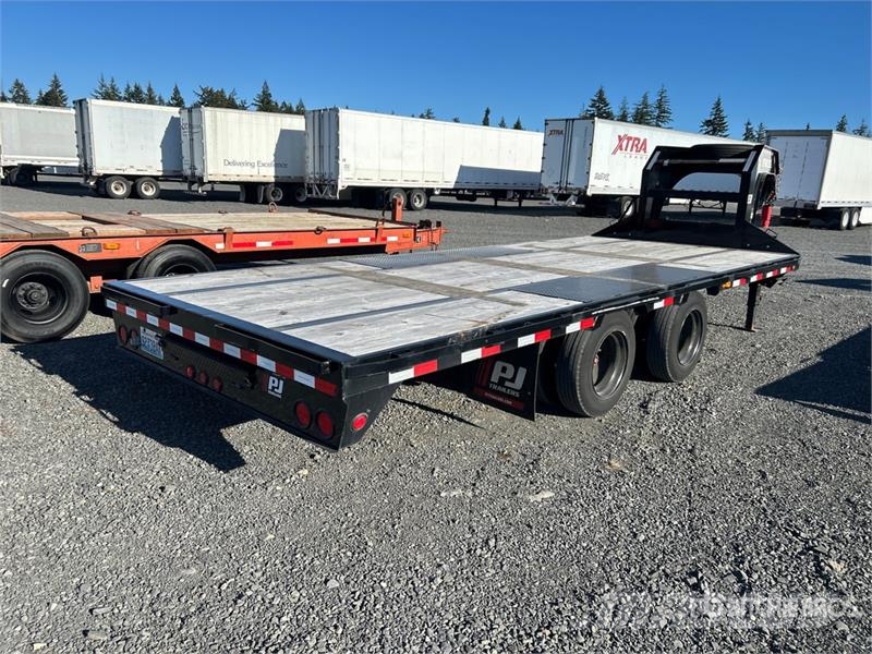 PJ Trailers Trailers LD 202 20 ft Tri/A Gooseneck Fla Platformas/izkraušana no sāniem