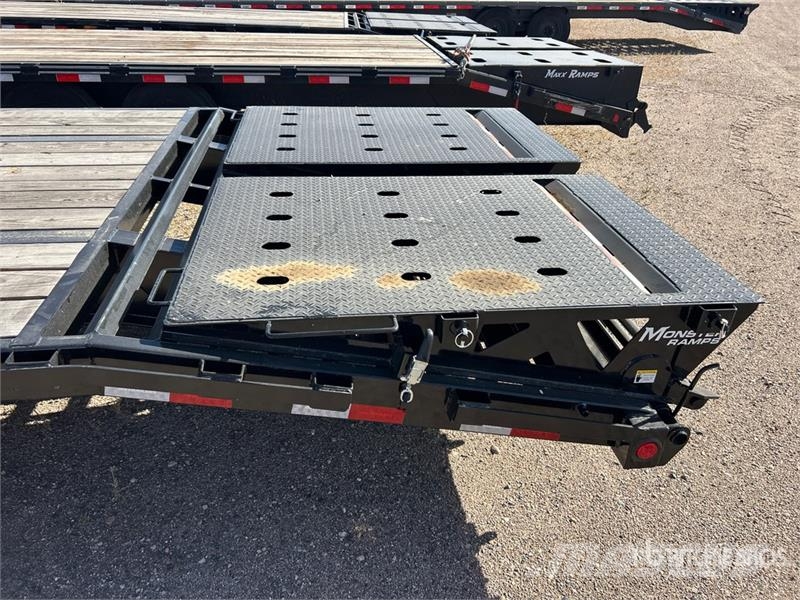 PJ Trailers Trailers LD401 40 ft T/A Gooseneck Equipm Autotransporter prikolice