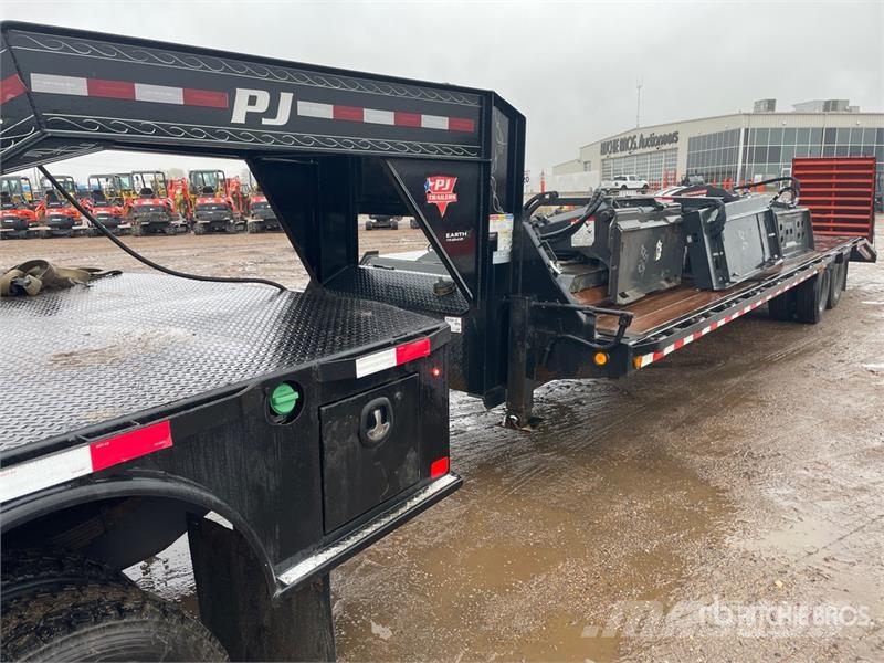  PJTM LD302 19800 lb 39 ft T/A Gooseneck Equipment  Auto pārvadāšanas treileri