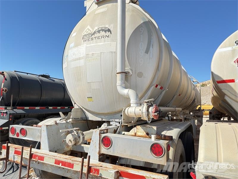 Polar MC-306-AL 9000 gal T/A Tanker Trailer Prikolice cisterne