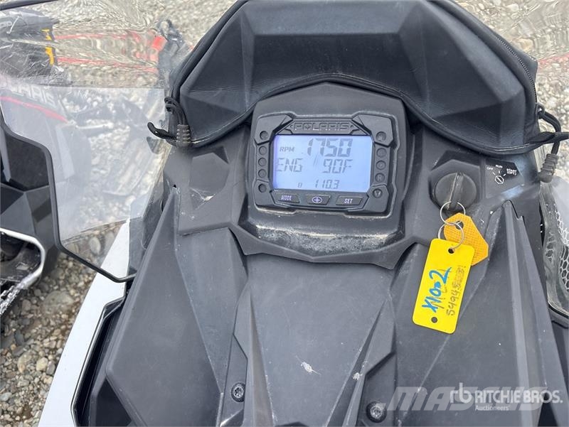 Polaris 800 PRO-RMK Snowmobiles