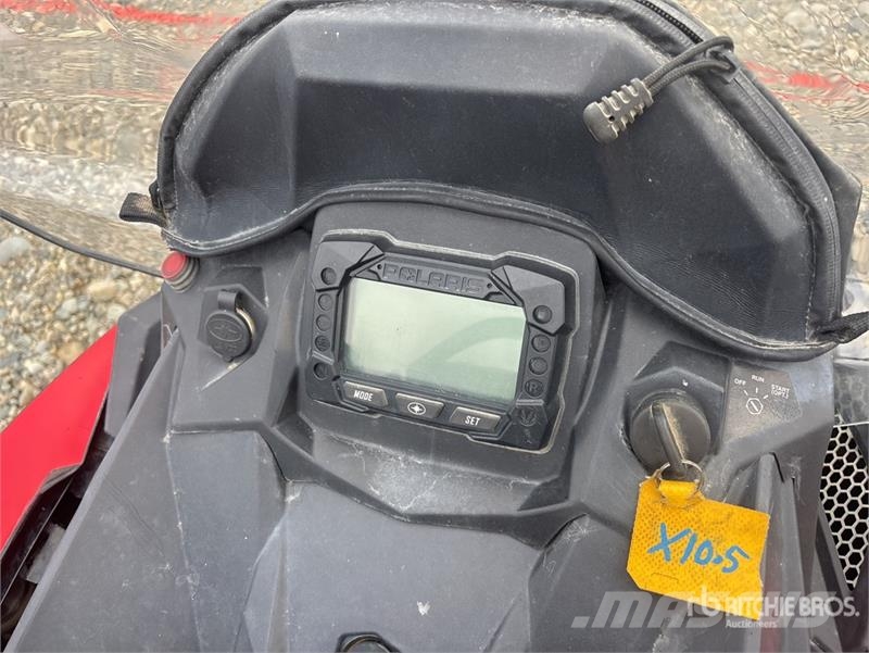 Polaris 800 Titan XC 155 ES Snowmobile (Inoperable) Snowmobiles