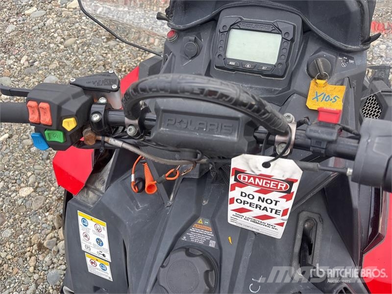 Polaris 800 Titan XC 155 ES Snowmobile (Inoperable) Snowmobiles