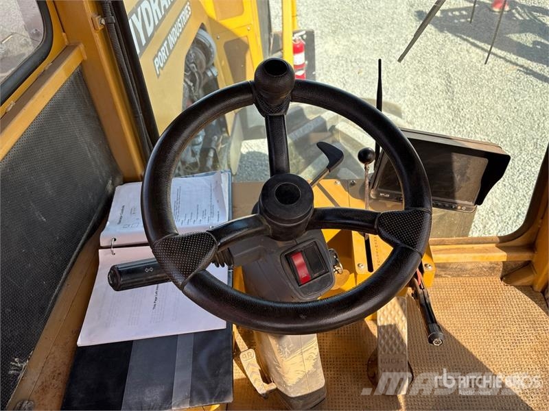 Port Industries Hydramaxx 2520 4x4 Trencher Koparki łańcuchowe