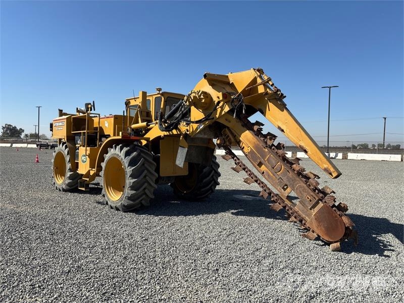 Port Industries Hydramaxx 2520 4x4 Trencher Koparki łańcuchowe
