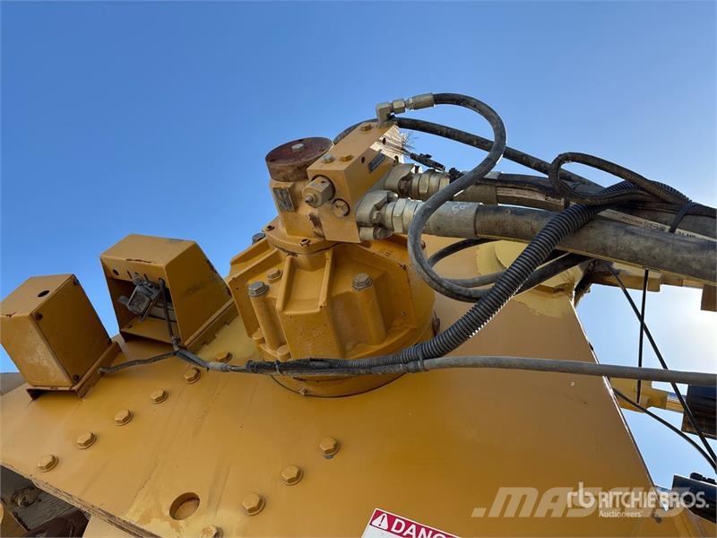 Port Industries Hydramaxx 2520 4x4 Trencher Koparki łańcuchowe