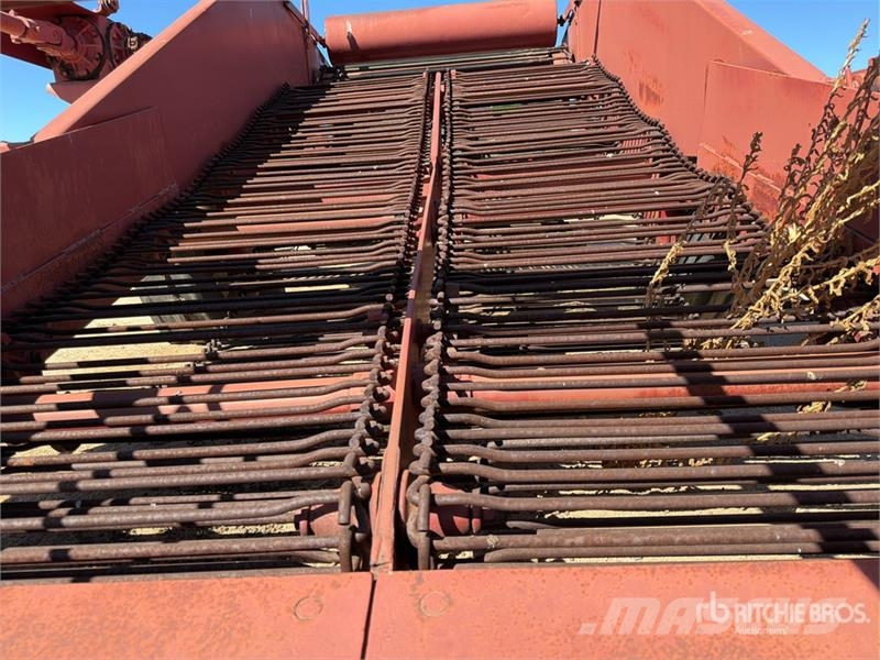 Potato Harvester Burgonya kombájnok és kiszedők