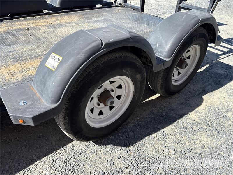 Pratt CP0510 10 ft T/A Equipment Trailer Auto pārvadāšanas treileri