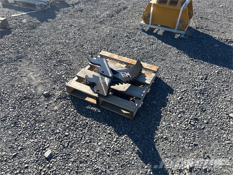 Precision Husky Fabrication 20 in Excavator Ripper - Fits Kubota U خداشات