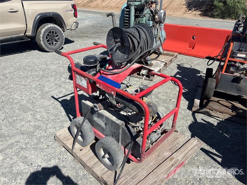 Pressure Washer 輕壓清洗機
