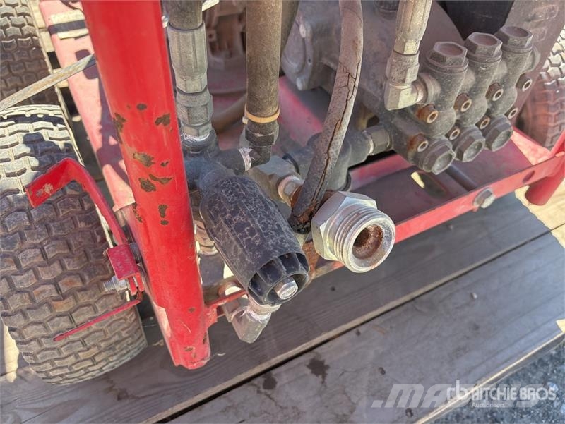 Pressure Washer 輕壓清洗機