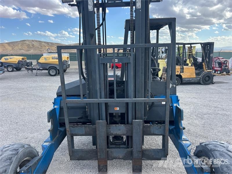 Princeton Z2-3TX 4500 lb 3x3 Truck Mounted Forklift Závesné vysokozdvižné vozíky