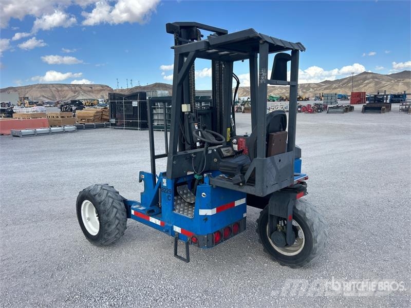 Princeton Z2-3TX 4500 lb 3x3 Truck Mounted Forklift Závesné vysokozdvižné vozíky