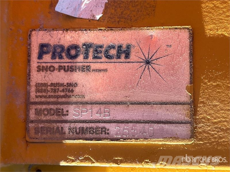 Pro-Tech SP14B 14 ft Snow Pusher 제설 블레이드 및 제설기