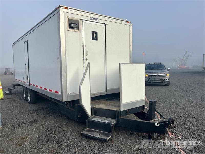 Progressive Industries T/A 30 Ft T/A Shower Trailer Druge prikolice