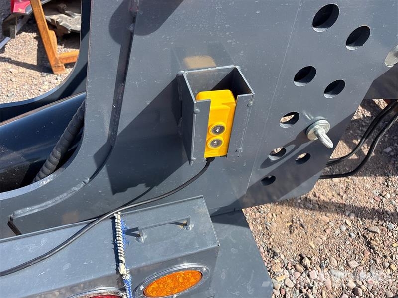 PROMECH FW80 Fifth Wheel Wrecker Attachment (Unuse Outros componentes