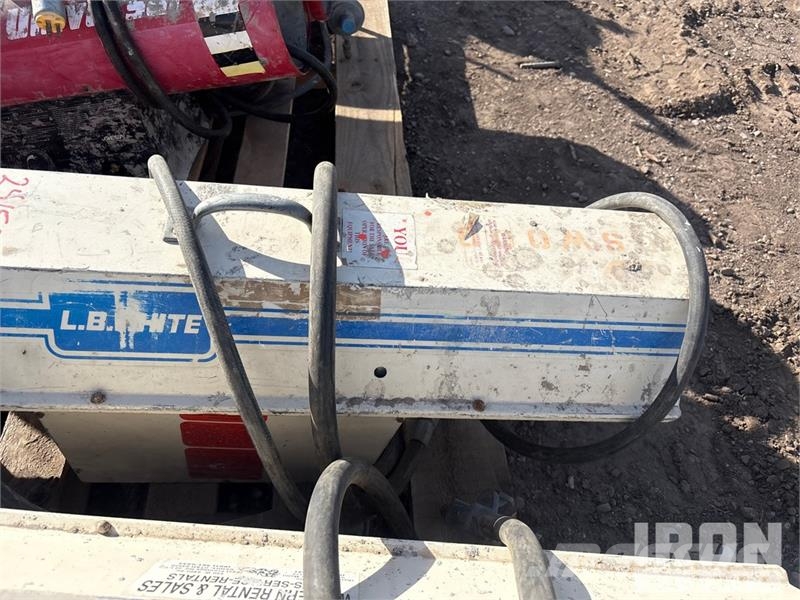 Propane heaters, 5 propane tanks Muud põllumajandusmasinad