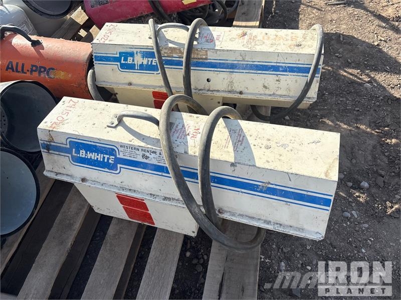Propane heaters, 5 propane tanks Muud põllumajandusmasinad