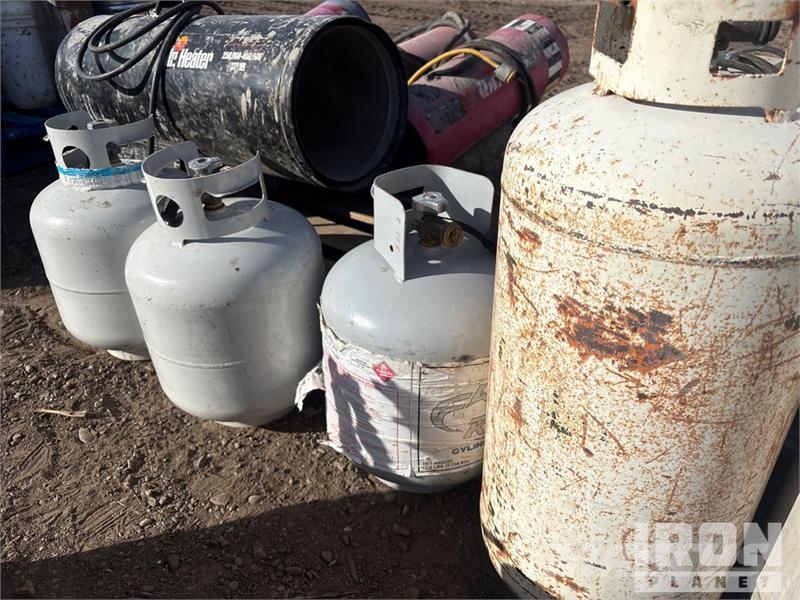 Propane heaters, 5 propane tanks Muud põllumajandusmasinad