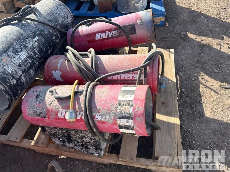 Propane heaters, 5 propane tanks Muud põllumajandusmasinad