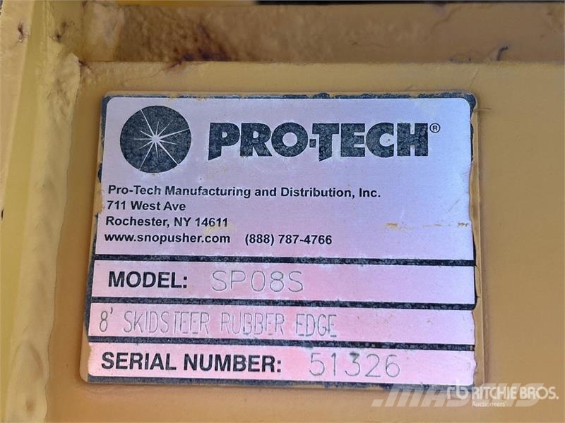 ProTech SP08S 96 in Skid Steer Snow Pusher 刮雪板和犁
