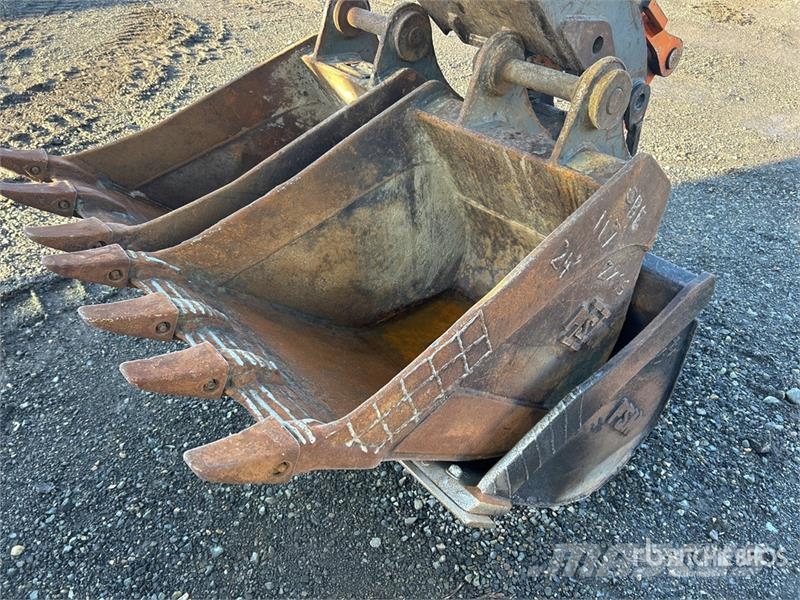 PSM 24 in Digging Excavator Bucket - Fits Hitachi ZX85 دلاء