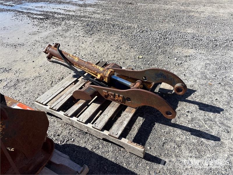PSM 24 in Hydraulic Excavator Thumb Žlice