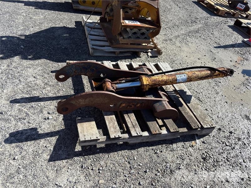 PSM 24 in Hydraulic Excavator Thumb Žlice