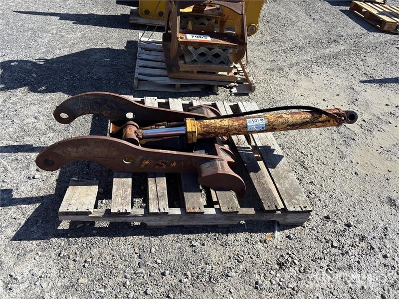 PSM 24 in Hydraulic Excavator Thumb Žlice