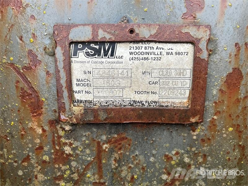 PSM 36 in 0.932 cyd Digging Excavator Bucket - Fits 18 Buckets