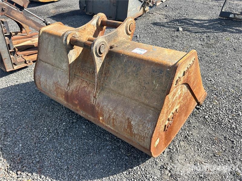 PSM 60 in Cleanup Excavator Bucket Cucharones