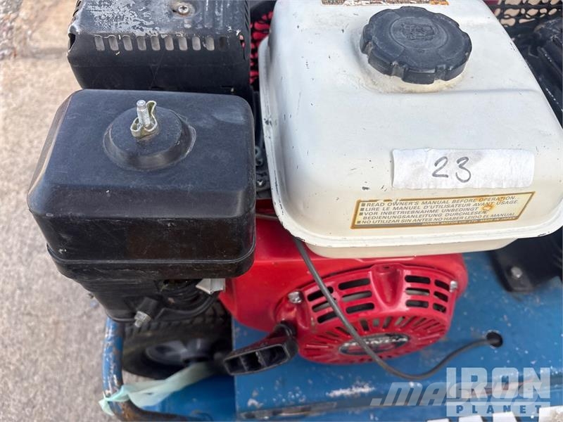 Puma of (3) Puma Air Compressor Compressores