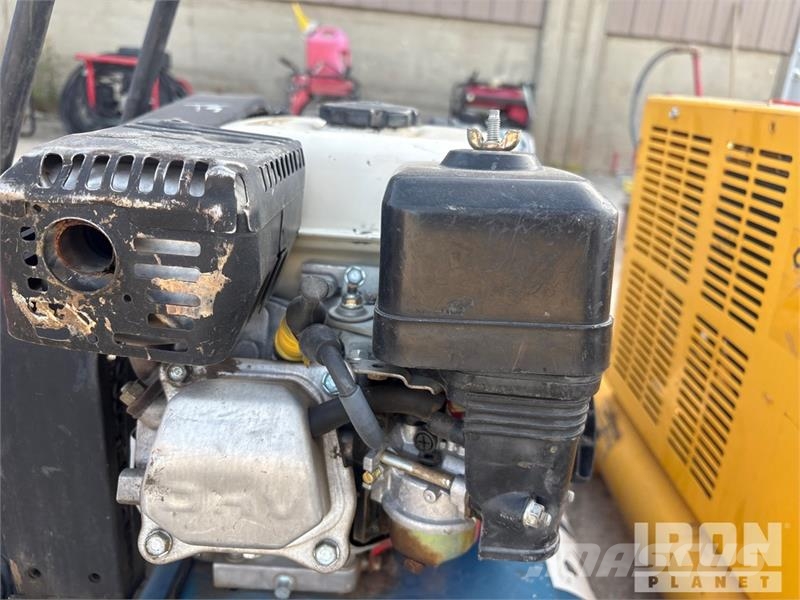 Puma of (3) Puma Air Compressor Compressores