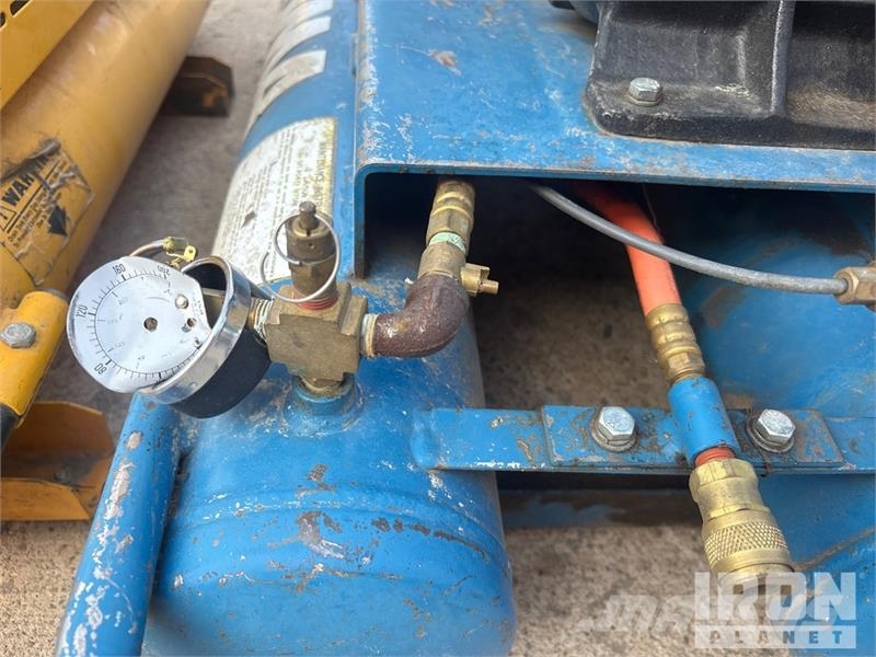 Puma of (3) Puma Air Compressor Compressores