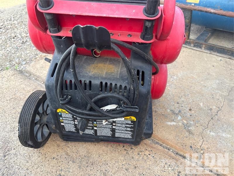 Puma of (3) Puma Air Compressor Compressores