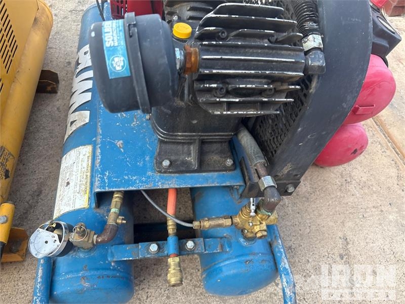 Puma of (3) Puma Air Compressor Compressores