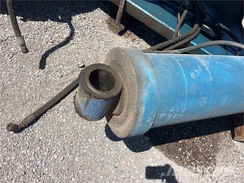 QMC 5030R Truck Mounted Boom Otros componentes