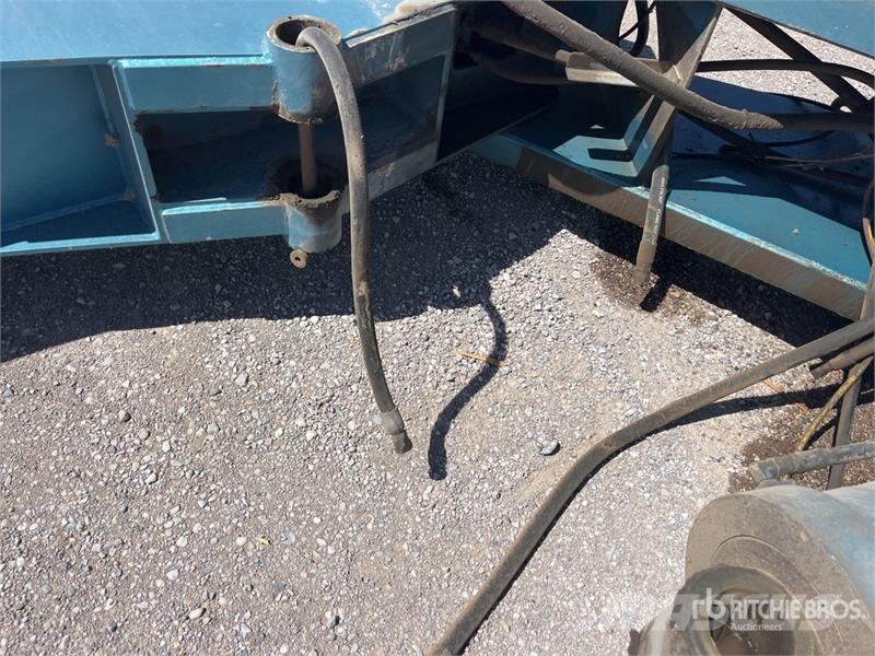 QMC 5030R Truck Mounted Boom Otros componentes