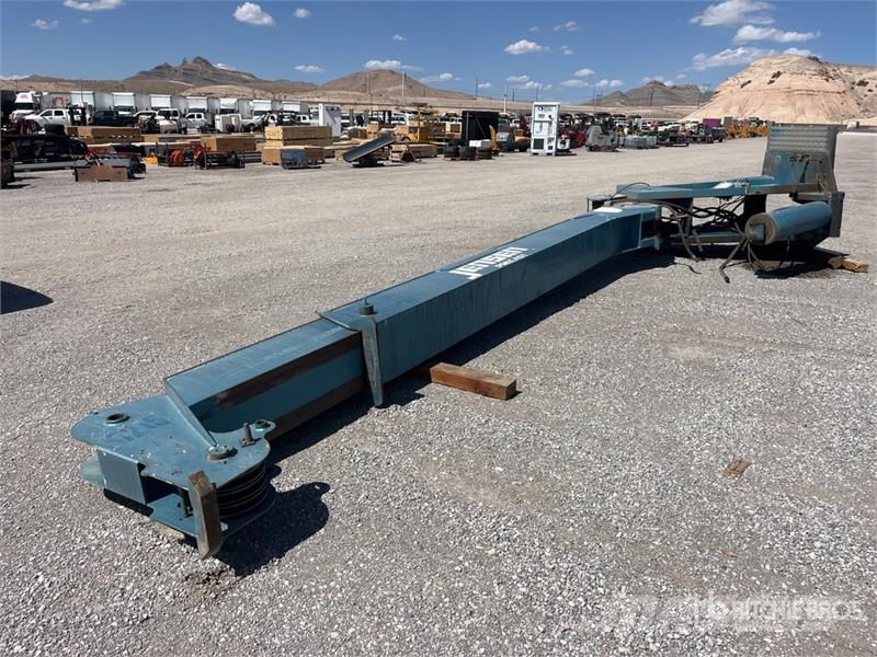 QMC 5030R Truck Mounted Boom Otros componentes