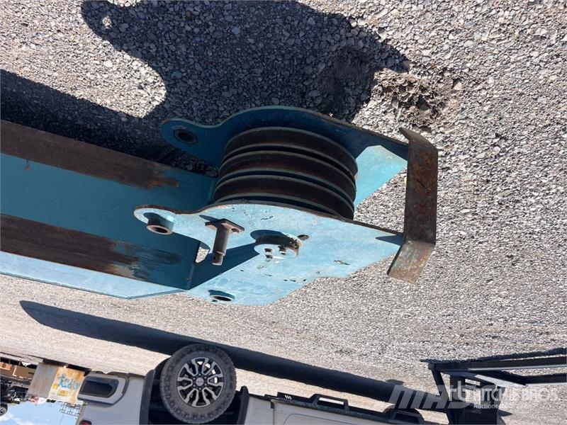 QMC 5030R Truck Mounted Boom Otros componentes