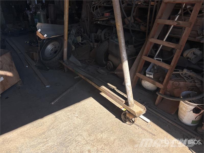 QTY of 2 Engine Hoist Bouw - Overige