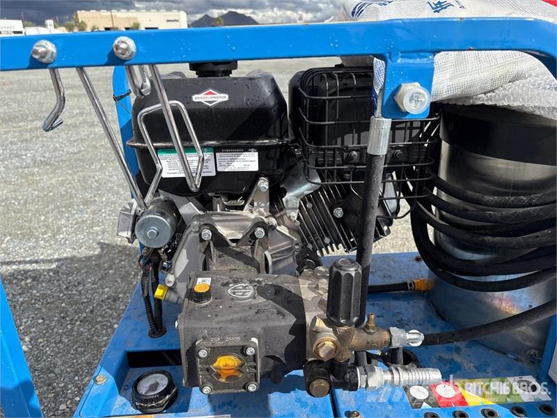 Quantity of (1) Machpro H4000-N Pressure Washer ( 輕壓清洗機