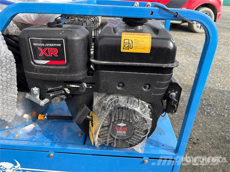  Quantity of (1)  Machpro H4000-N Pressure Washer ( 輕壓清洗機