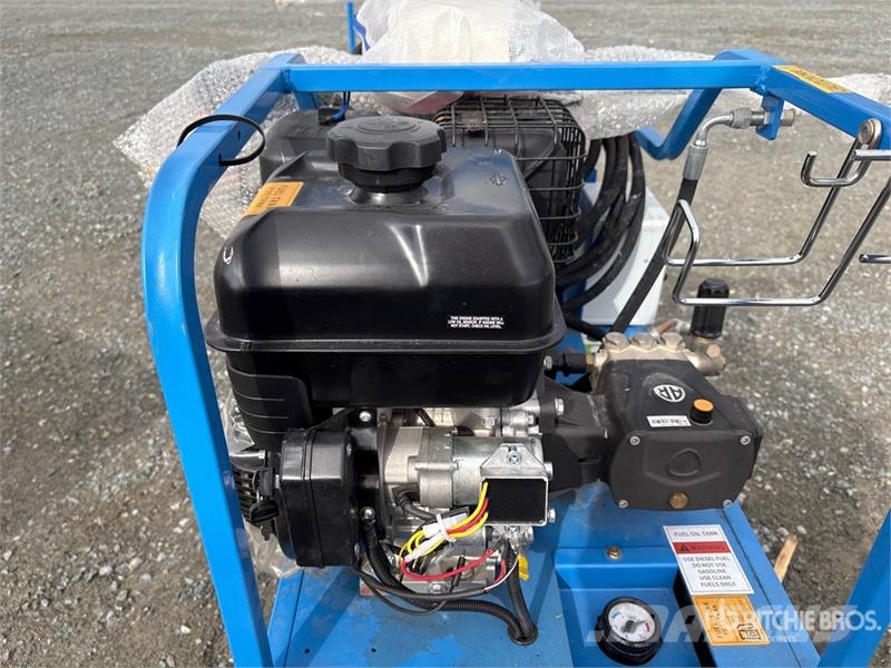  Quantity of (1)  Machpro H4000-N Pressure Washer ( 輕壓清洗機
