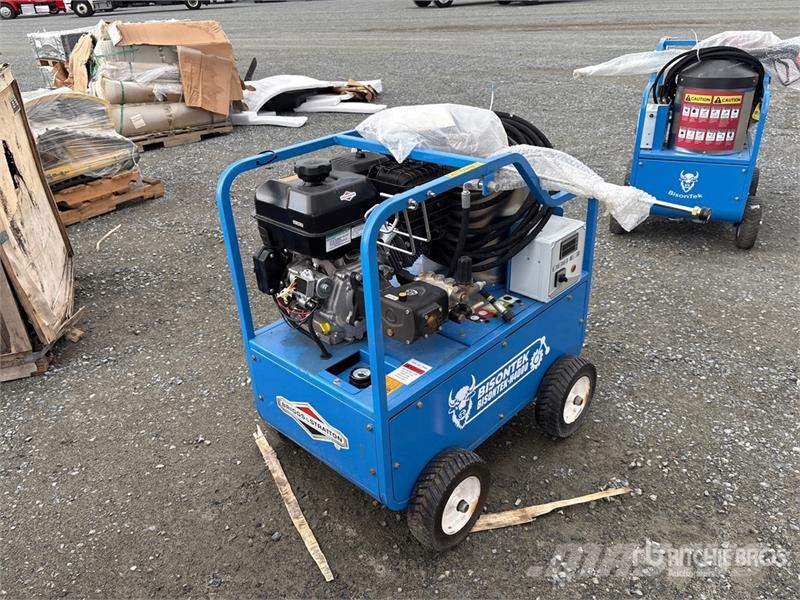  Quantity of (1)  Machpro H4000-N Pressure Washer ( 輕壓清洗機