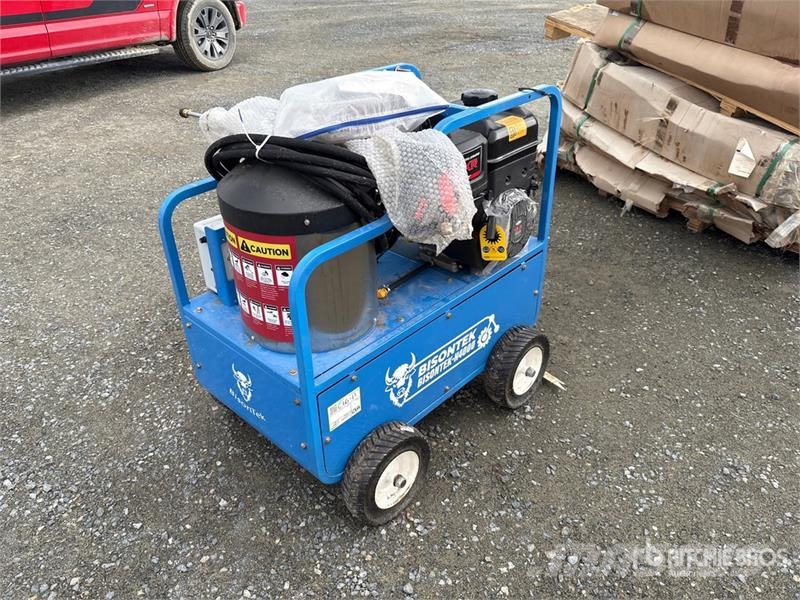  Quantity of (1)  Machpro H4000-N Pressure Washer ( 輕壓清洗機