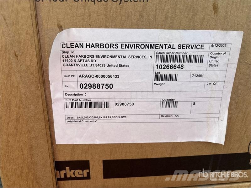  Quantity of (1) Pallets of Parker-Hannifin Bag Fil مكونات أخرى