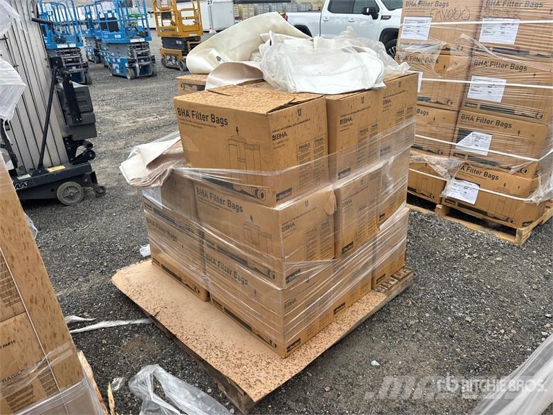  Quantity of (1) Pallets of Parker-Hannifin Bag Fil مكونات أخرى